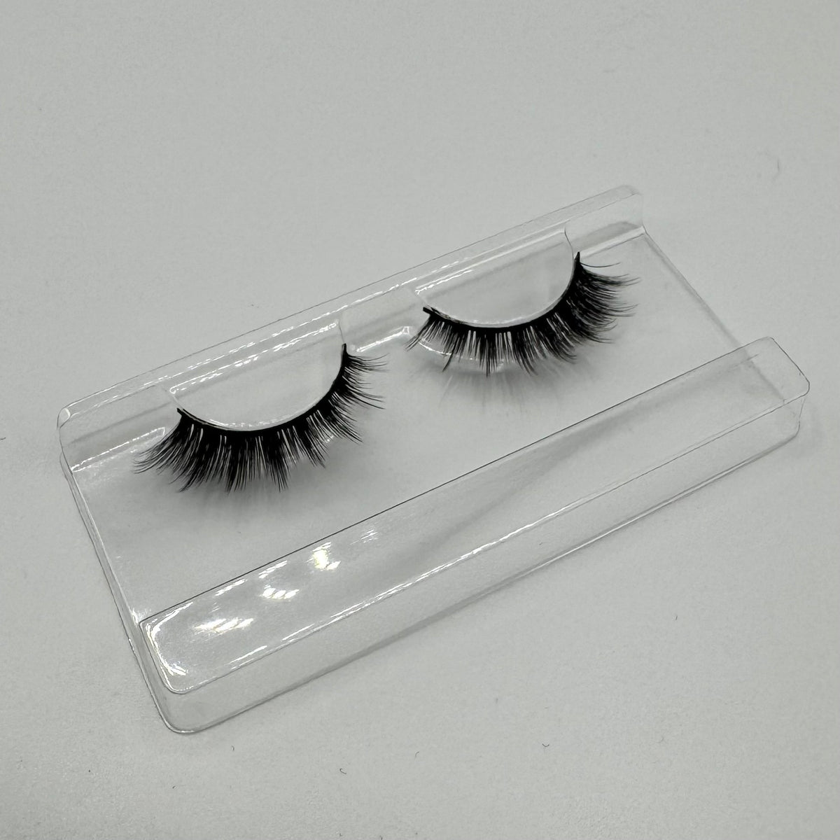 The Ultimate Show Girl - Wimpern für die Bühne (Kopie)